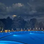 Хотел хисар 4*