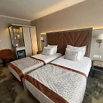 Хотел хисар 4*