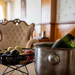 Ξενοδοχείο Hissar 4*