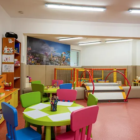 Hissar Hotel 4*