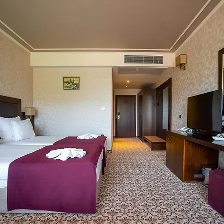 Hissar 4*