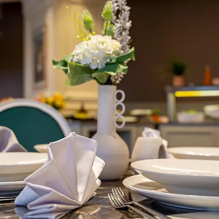 Hissar Hotel 4*