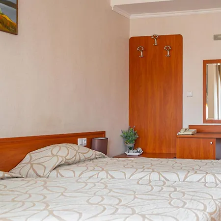 Hissar Hotel