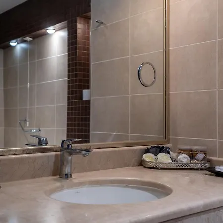 Hissar Hotel Chisaria