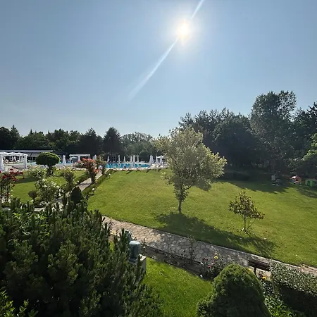 Hissar Hotel 4*