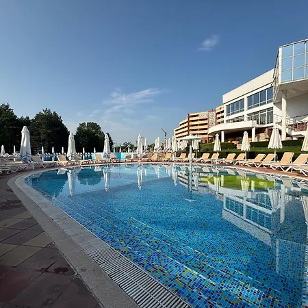 Отель Hissar 4*