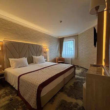 Hissar Hotel 4*