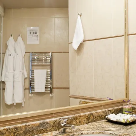 Hissar Hotel Chisaria