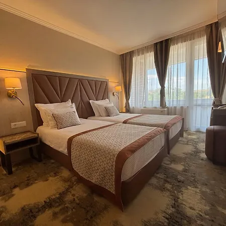 Hissar 4*