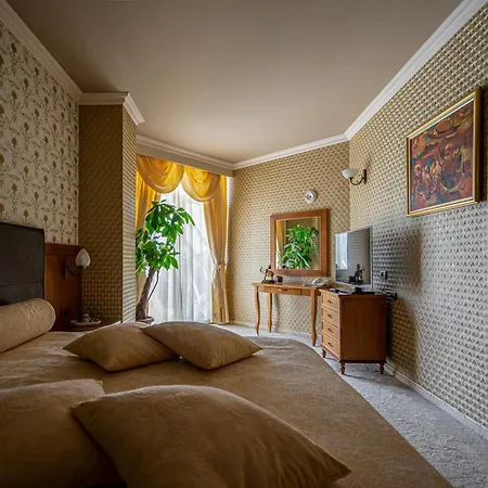 Hissar Hotel 4*